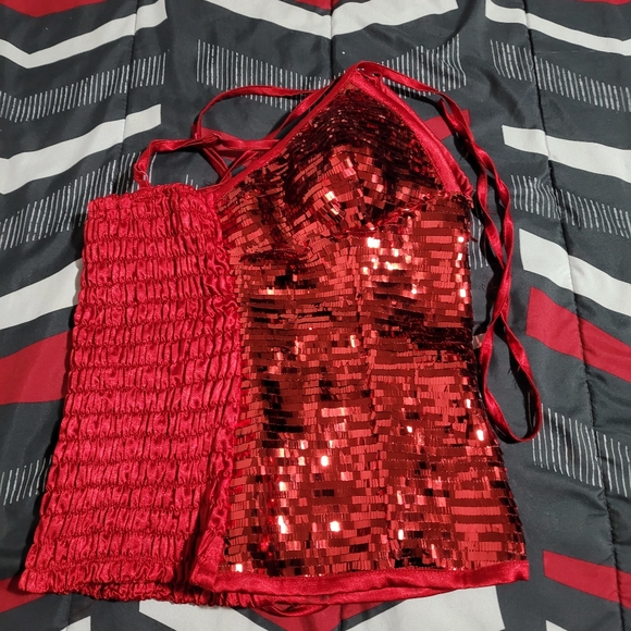 Classy Red Sequence Spaghetti Strap Top (M) - Picture 3 of 3